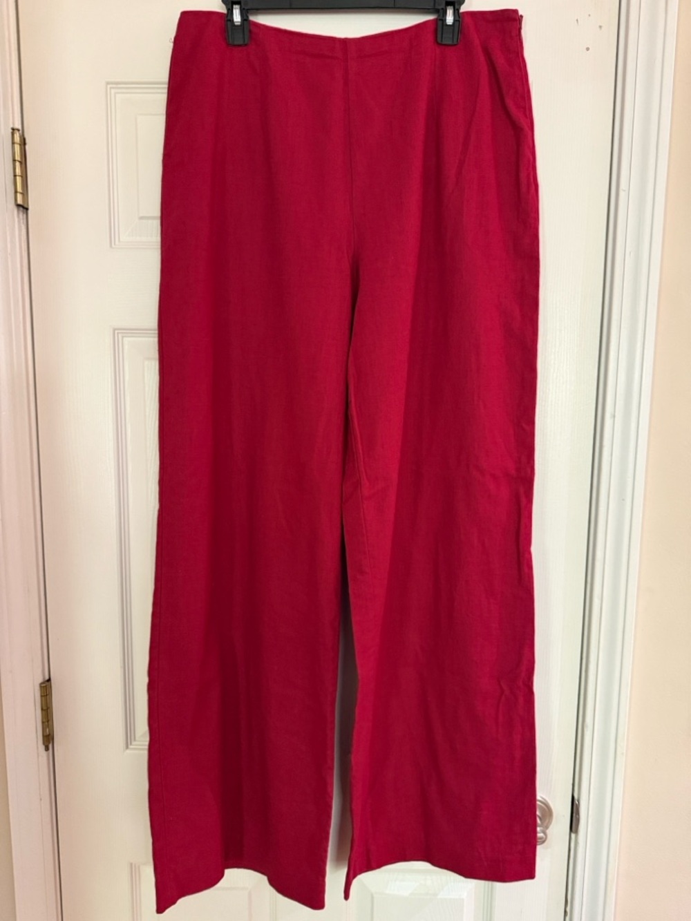 Newport News Wide-Leg Pants in Fuchsia